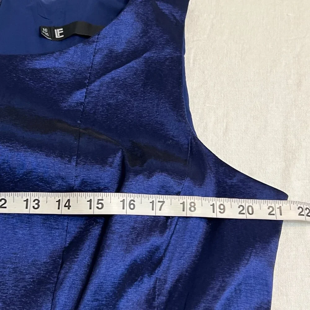 Leslie Fay Blue Fit & Flare Dress 16 Paisley Hem Sleeveless Party Made in USA - Picture 6 of 10